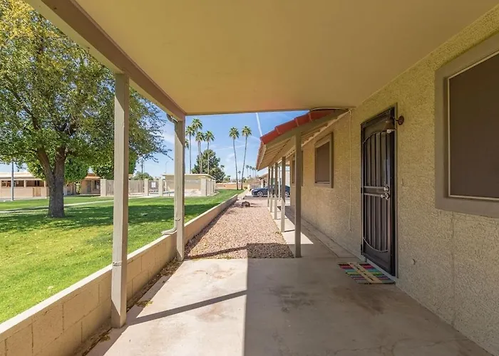 New Remodeled Home On Golf Course